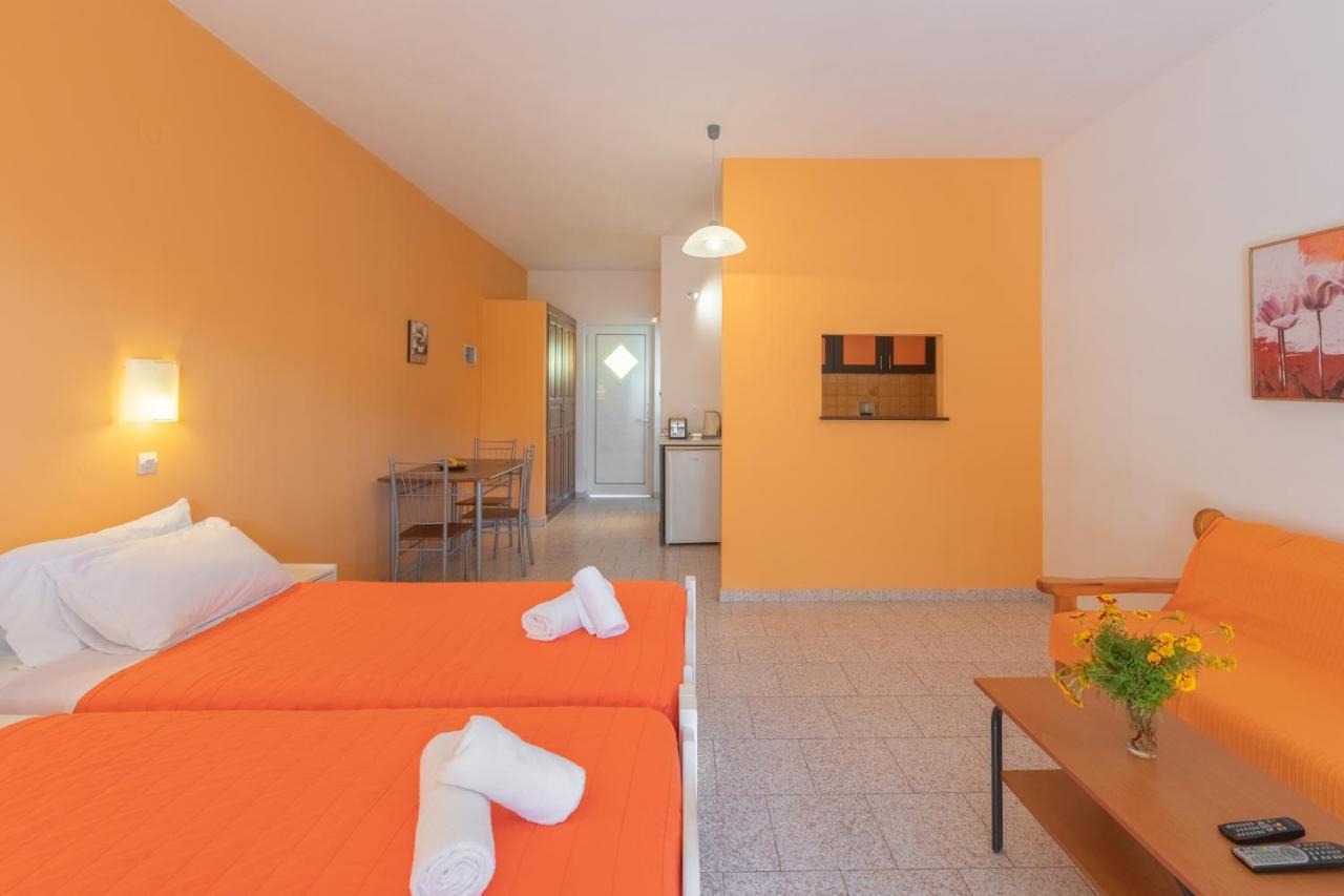 Hotel apartamentowy Crystal Blue Hotel, 3*