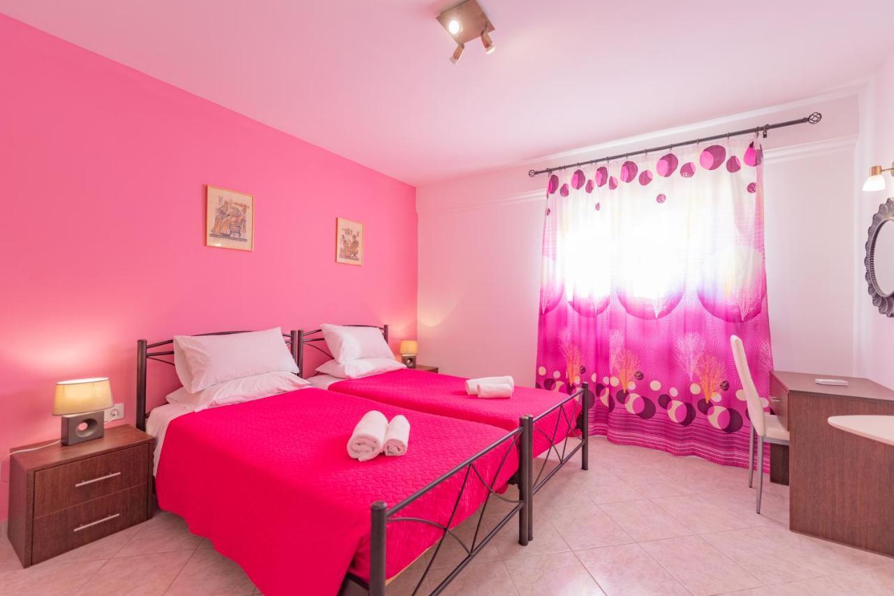 Crystal Blue Hotel, Hotel apartamentowy Barbati