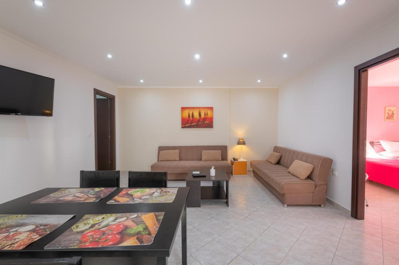 Crystal Blue Hotel, 3* Barbati
