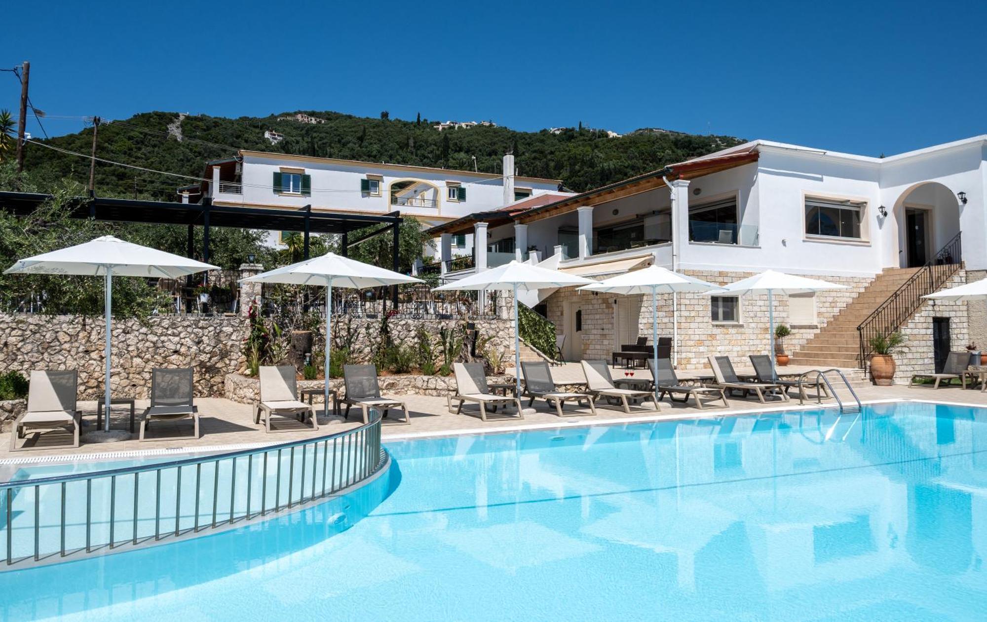 Hotel apartamentowy Crystal Blue Hotel,